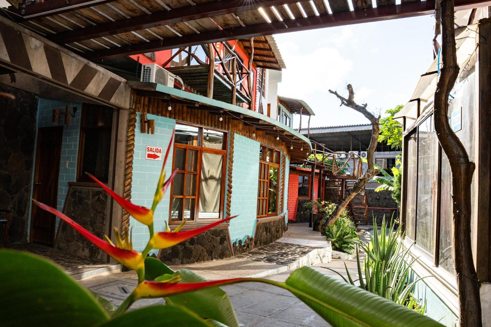 Hotel Miconia Puerto Baquerizo Moreno Esterno foto