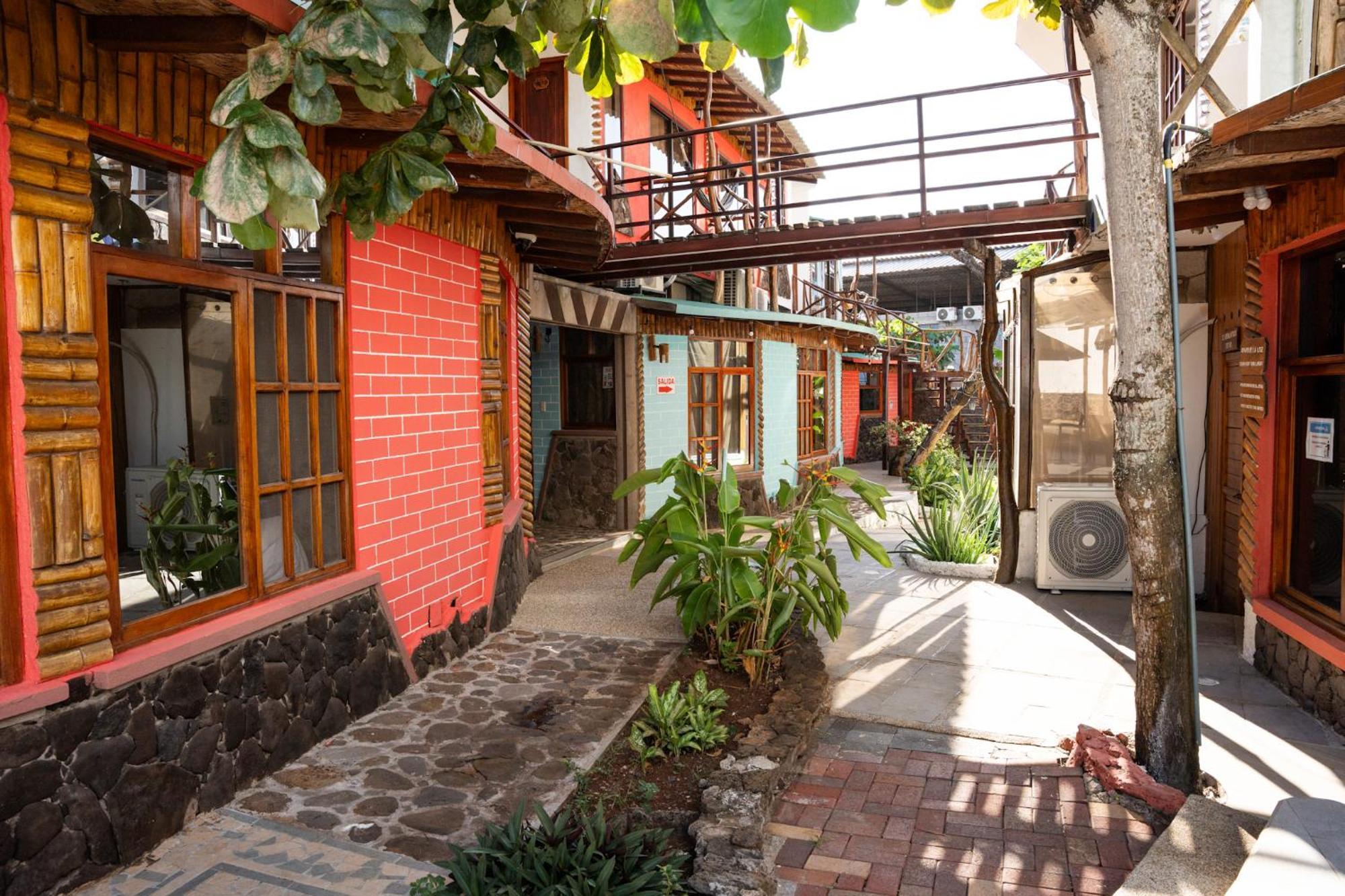 Hotel Miconia Puerto Baquerizo Moreno Esterno foto