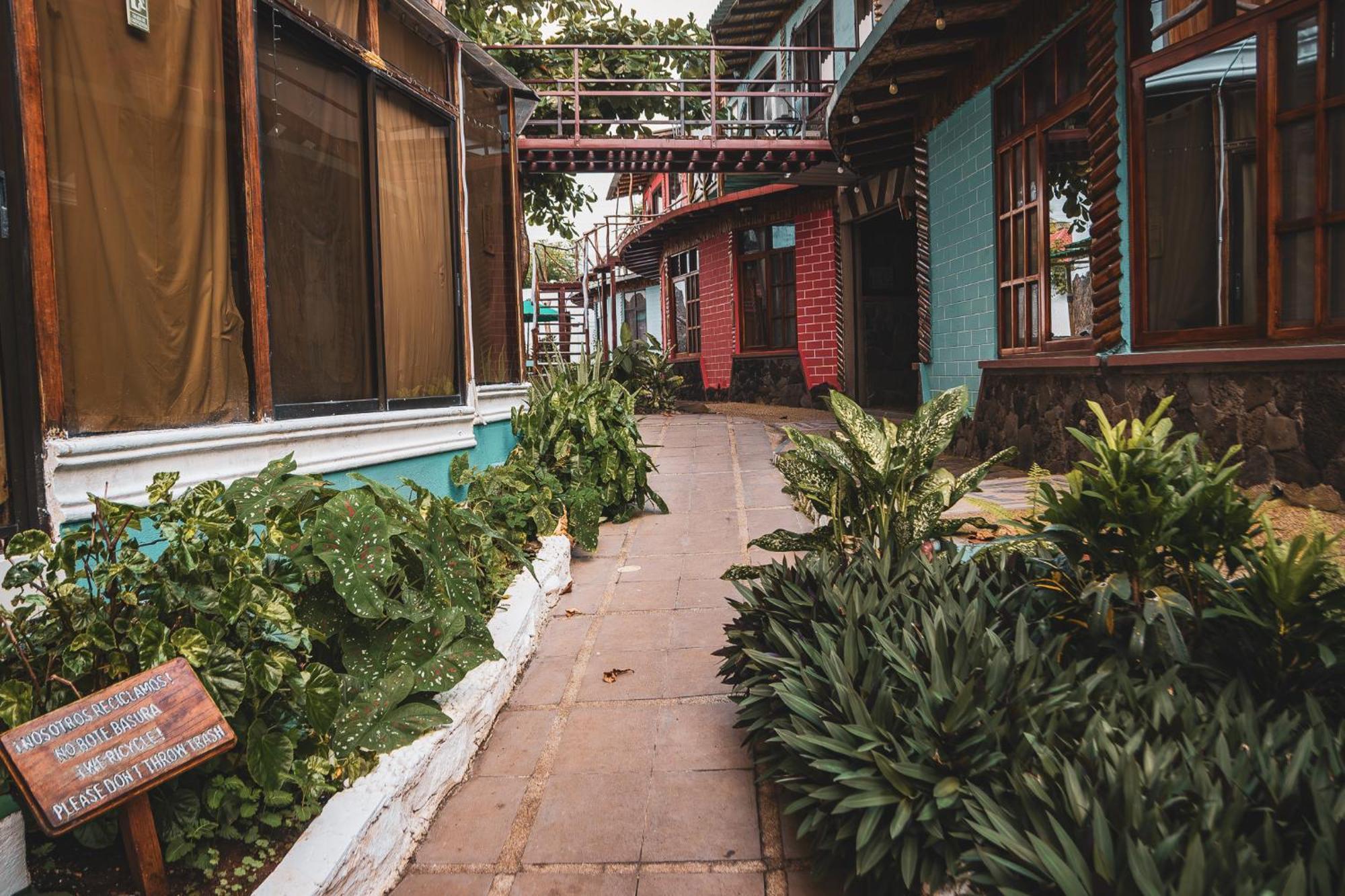 Hotel Miconia Puerto Baquerizo Moreno Esterno foto