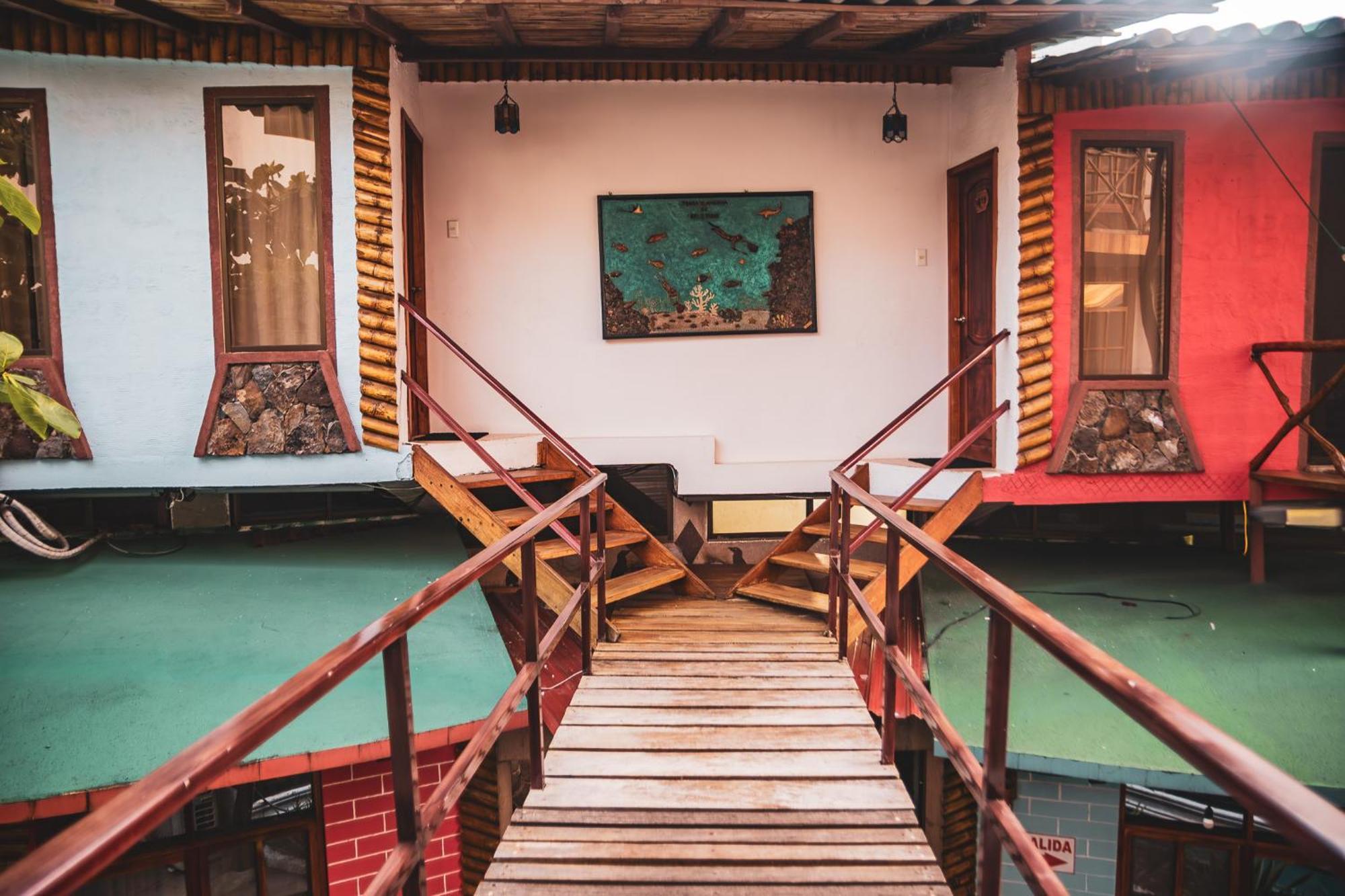 Hotel Miconia Puerto Baquerizo Moreno Esterno foto